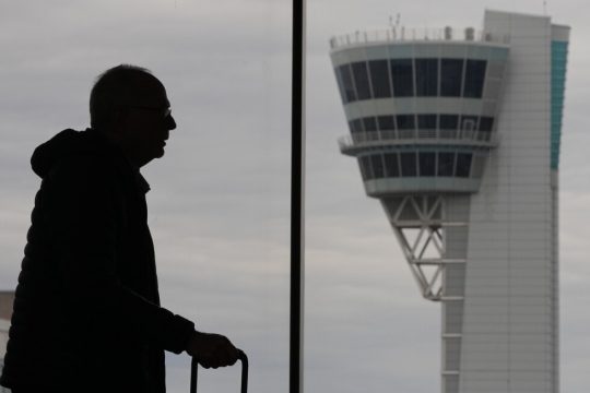 Aeroportul așteaptă ușor, deoarece plățile TSA sunt pe drum