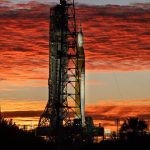 Cum să suni ca un astronaut în timp ce privești misiunea lunară Artemis II