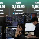 Nivelurile de petrol și stocurile asiatice sunt în mare parte mai scăzute pe semne mixte privind Iranul