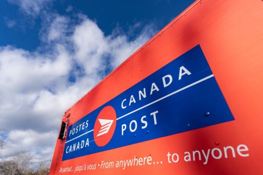 Canada Post se mută pentru a opri livrarea corespondenței la domiciliu